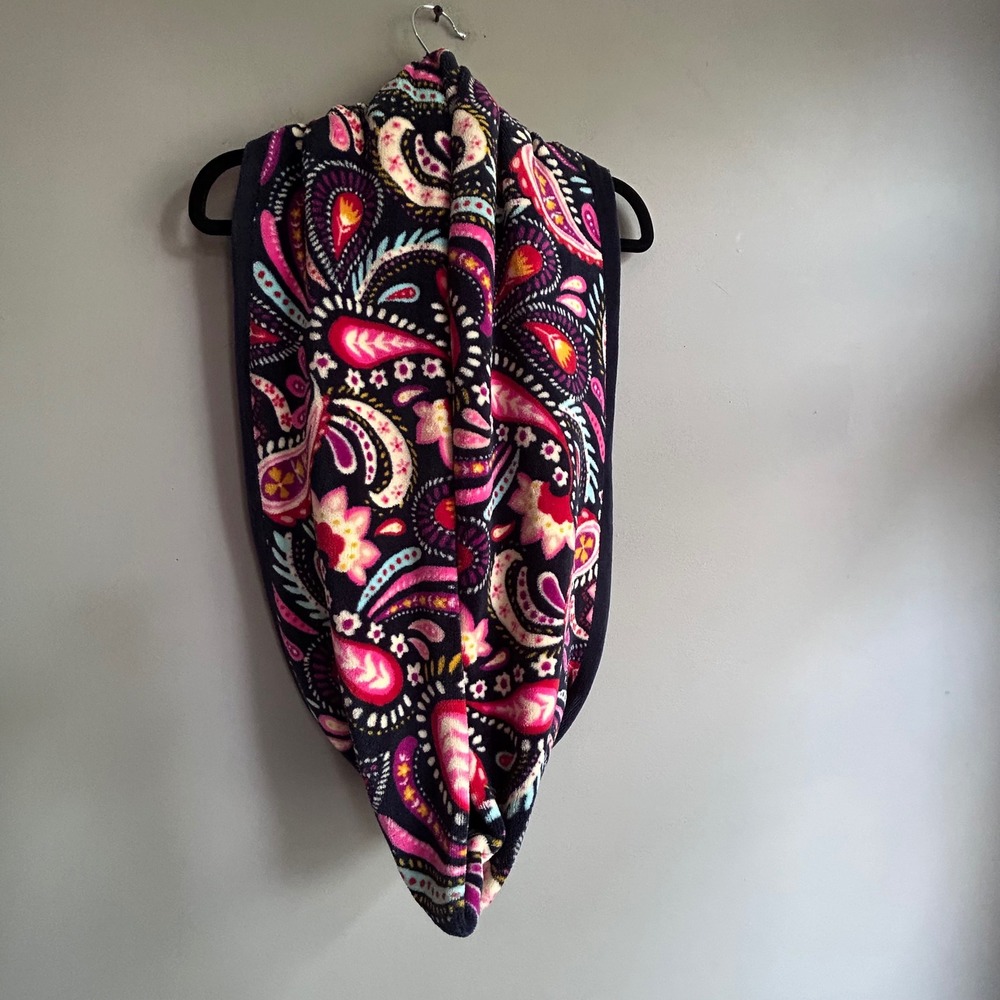 Vera Bradley Pink Navy Paisley Fleece Infinity Scarf 60 Inch Loop Scarf